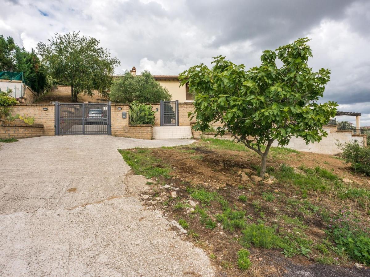 Belvilla By Oyo Guest House Belvedere Cappuccini di Riano Ngoại thất bức ảnh